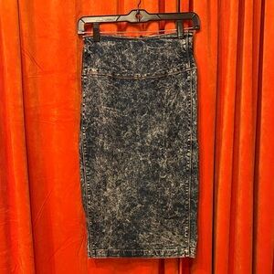 Denim Pencil Skirt in Washed Blue